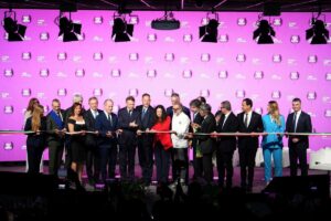 I dazi Usa preoccupano, ma “niente panico”: il vino ce la farà. Il messaggio di Vinitaly 2025