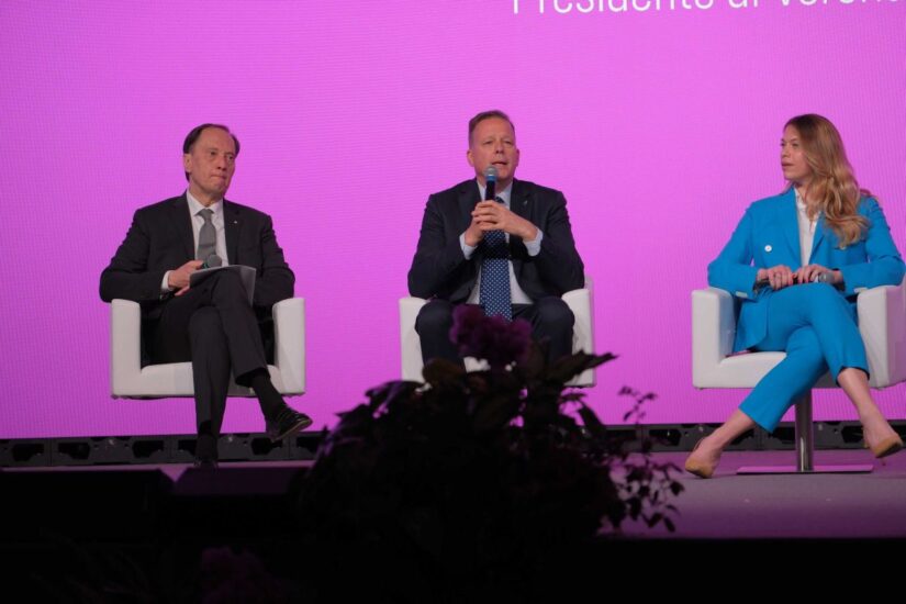 Dazi no panico: il messaggio di Vinitaly (ph: Veronafiere/Ennevi)