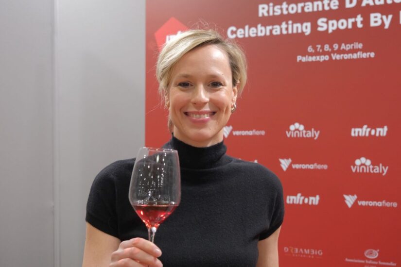 Federica Pellegrini a Vinitaly 2025. Credit: Veronafiere/ennevi