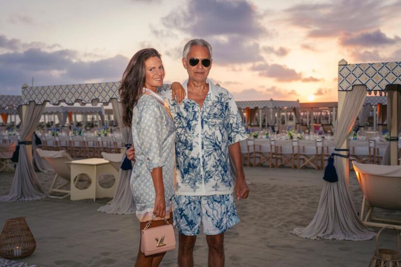 Il “Best Beach Club Italia” 2025 Alpemare della famiglia Bocelli a Forte dei Marmi (ph: Facebook/Alpemare Forte dei Marmi)
