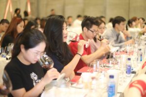 Obiettivo, rafforzare la presenza nel Sud-Est asiatico: il Chianti Docg a “Vinexpo Asia” 2025 Obiettivo, rafforzare la presenza nel Sud-Est asiatico: il Chianti Docg a “Vinexpo Asia” 2025