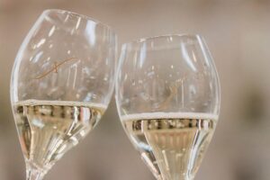Le bollicine tirano, ed Henkell Freixenet cresce: fatturato 2024 a 1,5 miliardi di euro (+1,5%) Le bollicine tirano, ed Henkell Freixenet cresce: fatturato 2024 a 1,5 miliardi di euro (+1,5%)