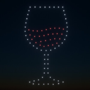 Il primo show di droni dedicato al vino nel cielo di Firenze: il saluto della “Chianti Lovers Week”