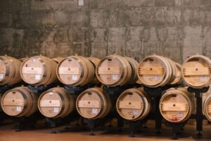 Vino, la vendita “En Primeur all’italiana” per La Collina dei Ciliegi che tocca “quota 100” barrique Vino, la vendita “En Primeur all’italiana” per La Collina dei Ciliegi che tocca “quota 100” barrique