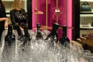 Il “mood” a Milano è rosé, la nuance e la fragranza che unisce le griffe del vino & della moda Il “mood” a Milano è rosé, la nuance e la fragranza che unisce le griffe del vino & della moda