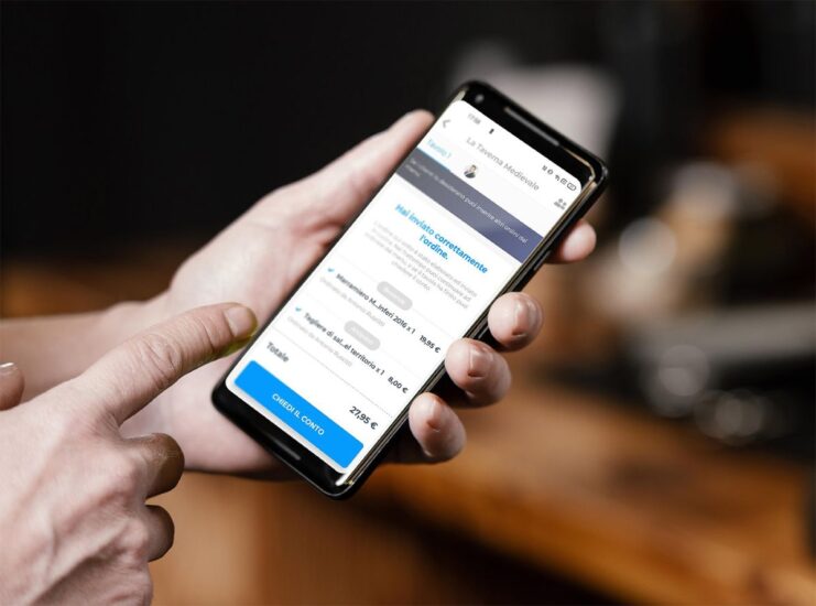 I pagamenti digitali superano il contante, ma non al ristorante