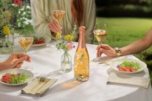 Pernod Ricard ha finalizzato la vendita di vini ad Australian Wine Holdco Limited (Accolade Wines)