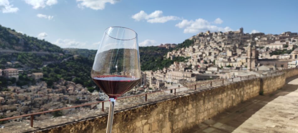 Un “manifesto” per la Sicilia del vino ed i suoi tanti “fattori S”, da “scenario a sogno”