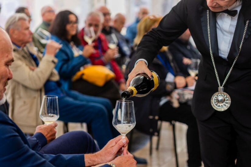 “Abruzzo in Bolla”, con i migliori spumanti d’Italia e lo Champagne, a L’Aquila, by “Virtù Quotidiane”