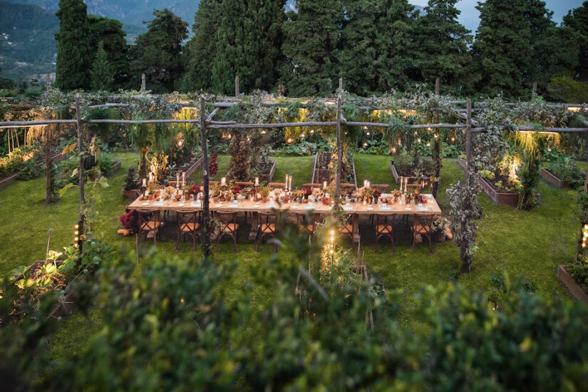 Le “Cene nell’Orto” a Villa Cimbrone a Ravello, tra cucina stellata, grandi vini e la bellezza della Costiera Amalfitana