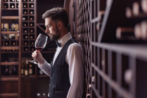Le aziende vinicole investono “sull’uomo”: ecco i quattro profili professionali più cercati nel 2025 Le aziende vinicole investono “sull’uomo”: ecco i quattro profili professionali più cercati nel 2025
