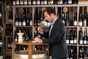 La passione degli italiani per le bollicine francesi: sbarca in Italia “Champagne E-Learning” La passione degli italiani per le bollicine francesi: sbarca in Italia “Champagne E-Learning”
