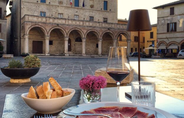 BMTI, BORGHI, ENOGASTRONOMIA, I BORGHI PIÙ BELLI D’ITALIA, MERCATO ITALIANO DEI BORGHI, SLOW FOOD ITALIA, Non Solo Vino
