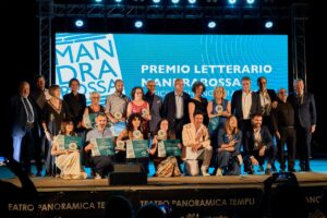 “Premio Letterario Mandrarossa - La Sicilia che non ti aspetti” a “Primmammore” di Titti Marrone “Premio Letterario Mandrarossa - La Sicilia che non ti aspetti” a “Primmammore” di Titti Marrone