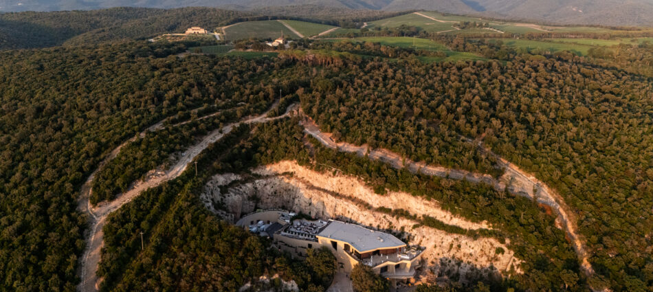Bolgheri (nell’ex Cava di Cariola) ha un nuovo gioiello: ecco la Tenuta Meraviglia by Bulgheroni