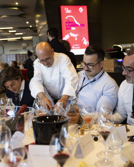 Parola d’ordine del “Lambrusco World Day”: leggerezza