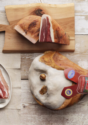 Wolf, Prosciutto di Sauris Igp