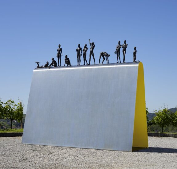 “Arte diffusa sulla Costa Toscana. Le sculture di Giuseppe Bergomi, tra Bolgheri, Castagneto Carducci e Casale Marittimo” con le cantine Poggio Al Tesoro (Marilisa Allegrini), Terre dei Ghelfi ed Argentiera
