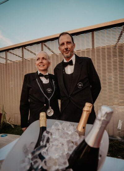 “Te le do io le bollicine” sulla spiaggia di Bacoli, vera e propria lezione di wine pairing tra spumanti e alta cucina campana con Ais Napoli