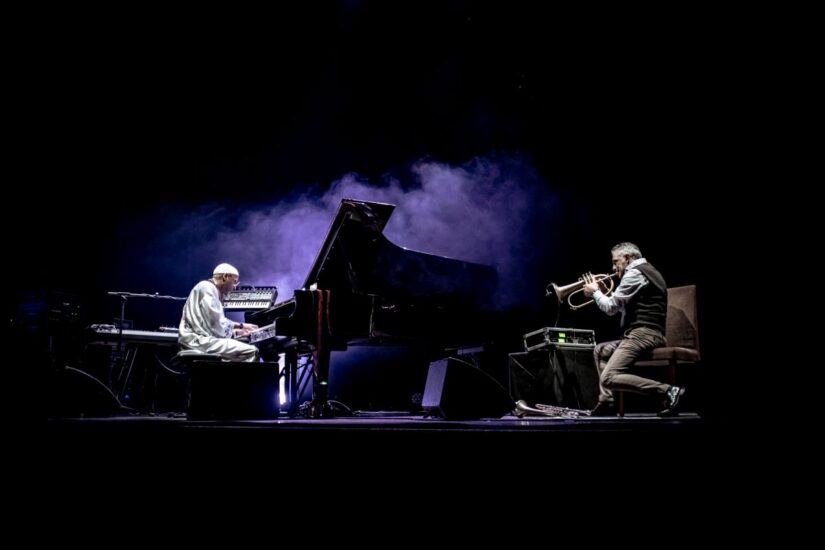 “Attraverso Festival” con tanti personaggi famosi nelle Langhe, Roero e Monferrato (ph: Paolo Fresu e Omar Sosa, credit: Roberto Cifarelli)