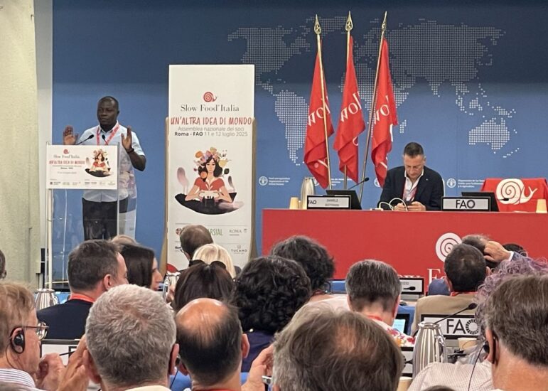 Edie Mukiibi, presidente Slow Food all’Assemblea Nazionale alla Fao a Roma 