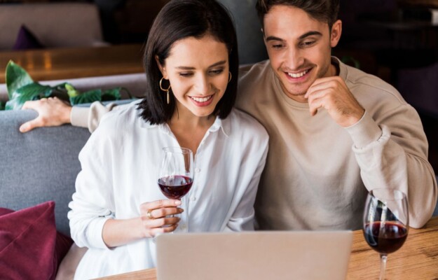 CALIFORNIA, GEN Z, GIOVANI, MILLENNIALS, ONLINE, SHARE WINE CO-LAB, WEB, WINE INSTITUTE, Mondo