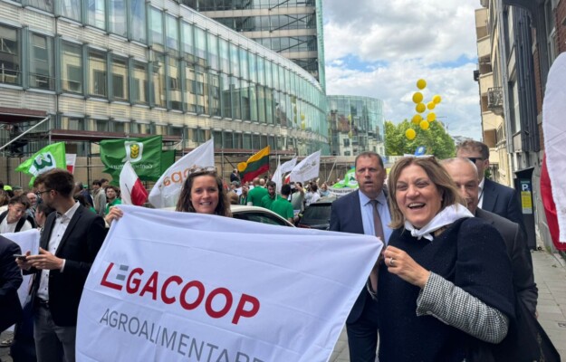 AGRICOLTURA, BILANCIO UE, Coldiretti, COMMISSIONE UE, FEDAGRIPESCA CONFCOOPERATIVE, LEGACOOP AGROALIMENTARE, PAC, UE, URSULA VON DER LEYEN, Non Solo Vino