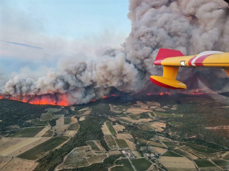 L’incendio nell’Aude, in Francia, ha bruciato 16.000 ettari (ph: Prefet de l’Aude/Cellier Des Demoiselles)
