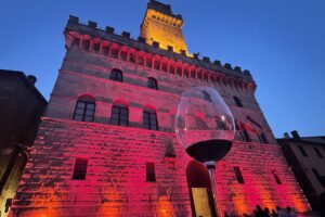 Dal &ldquo;Solstizio d&rsquo;estate&rdquo; con il Vino Nobile a Montepulciano a &ldquo;Tramonto DiVino&rdquo; in Emilia Romagna