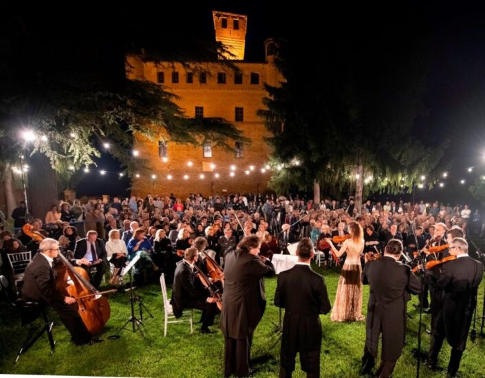 I “Suoni dalle Colline di Langhe e Roero” nel parco del Castello di Grinzane Cavour