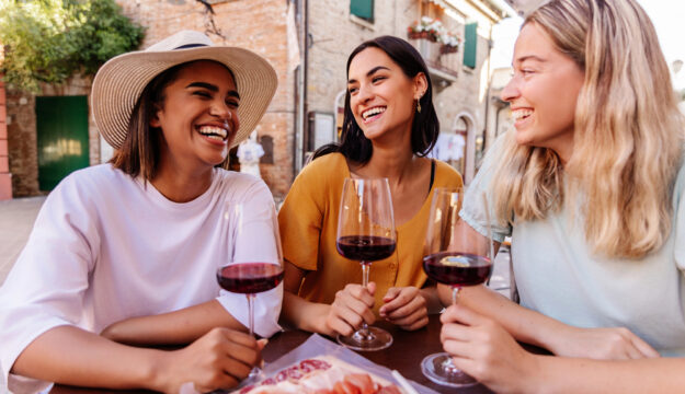 Ristorazione, dal 1970 ad oggi, +110% di imprese. Il valore dei consumi fuoricasa? 96 miliardi