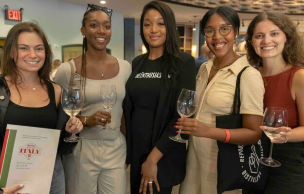 communication, MARKETS, NEW YORK, PROMOTION, SIP EVENT SERIES, SIP OF ITALY, THE WINE ENTHUSIAST, USA, News