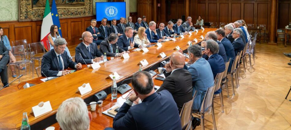 Vino, unità di intenti tra rappresentanze di impresa e Governo, per guardare al futuro