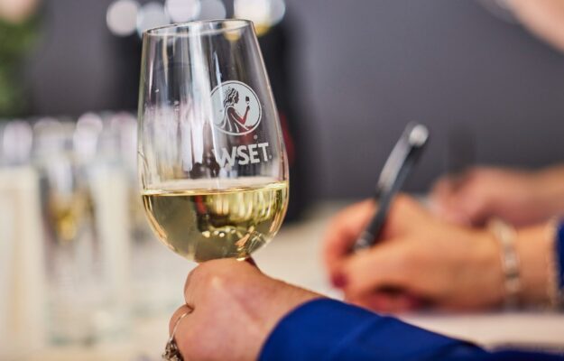 ESAMI, vino, VINO ITALIANO, WSET, Mondo