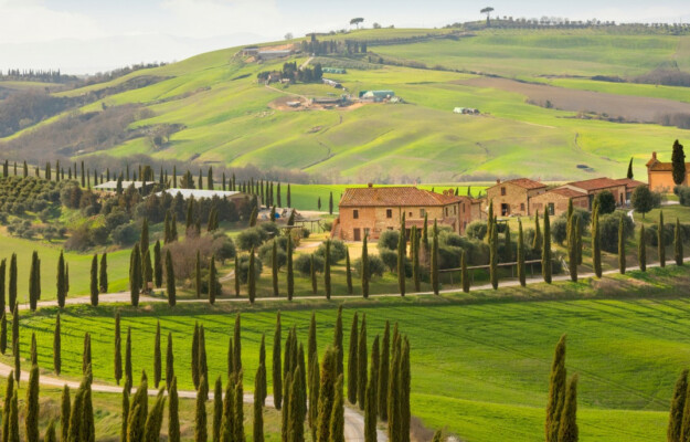 AGRITURISMI, CAMPAGNA, Coldiretti, FONDAZIONE CAMPAGNA AMICA, overtourism, STRANIERI, TURISMO ENOGASTRONOMICO, TURISTI, Non Solo Vino