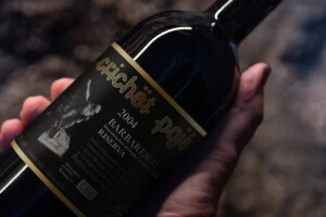 I vini più costosi al mondo sono in Borgogna. Barbaresco Crichet Paje Riserva di Roagna n.1 italiano I vini più costosi al mondo sono in Borgogna. Barbaresco Crichet Paje Riserva di Roagna n.1 italiano
