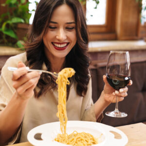 Dieta Mediterranea: nuove abitudini alimentari, salutismo e giovani lontani da vino e tradizioni