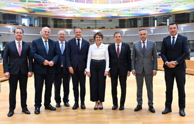 AGRIFISH, COMMISSIONE UE, FRANCESCO LOLLOBRIGIDA, MINISTRO DELL'AGRICOLTURA, PAC, Non Solo Vino