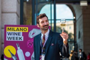 Milano Wine Week 2025: un viaggio tra territori, cantine e storie da assaporare Milano Wine Week 2025: un viaggio tra territori, cantine e storie da assaporare