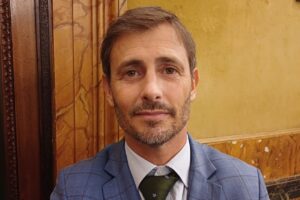 “Sul tema vino e salute, l’Oms tornerà a combattere l’abuso e non il consumo tout-court” “Sul tema vino e salute, l’Oms tornerà a combattere l’abuso e non il consumo tout-court”