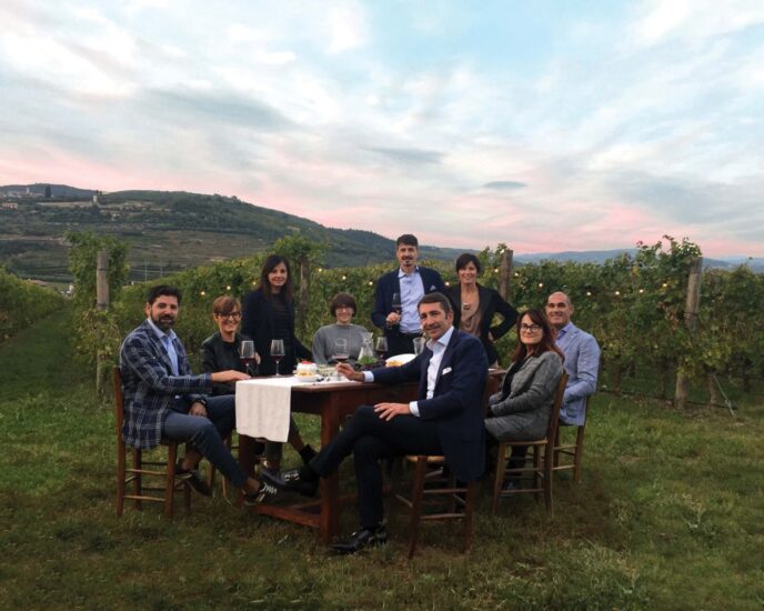 Giancarlo, Erica, Barbara, Paola, Pierangelo, Michela, Piergiorgio, Francesca e Stefano Tommasi