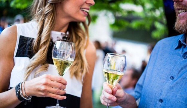 Aperitivo italiano, rito identitario per 14 milioni di persone, che vale 4 miliardi di euro