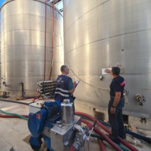 Vino, sequestrati 1.500 quintali di falso “Primitivo Igp”, per un valore di 1,5 milioni di euro