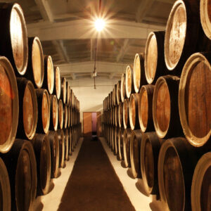 With harvest well underway in Italy, 36 million hectoliters of wine in stock on September 30, 2025