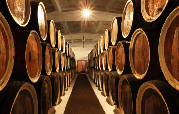 CANTINA ITALIA, GIACENZE, VIGNETI, vino, Italia