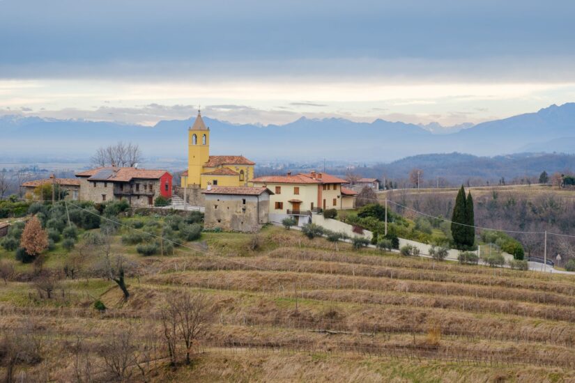 Il Collio, tra i territori bianchisti più amati dai wine lovers