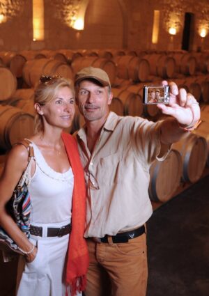 L&rsquo;enoturismo &egrave; una delle leve pi&ugrave; importanti per il vino italiano. Ma l&rsquo;export deve rimane al centro