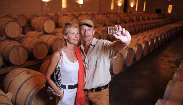 L’enoturismo rimane un forte motore di sviluppo delle economie rurali: redditizio per 2 aziende su 3