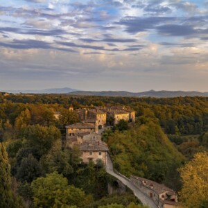 La piccola denominazione Valdarno di Sopra continua a definire la sua specificit&agrave; sulla scena enoica