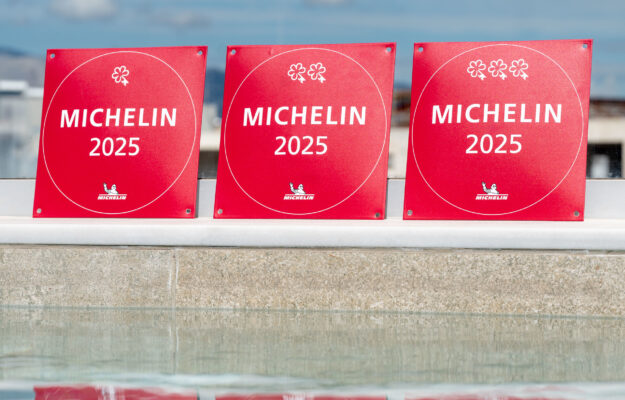 GUIDA MICHELIN, HOTEL, ROBERT PARKER WINE ADVOCATE, vino, Mondo